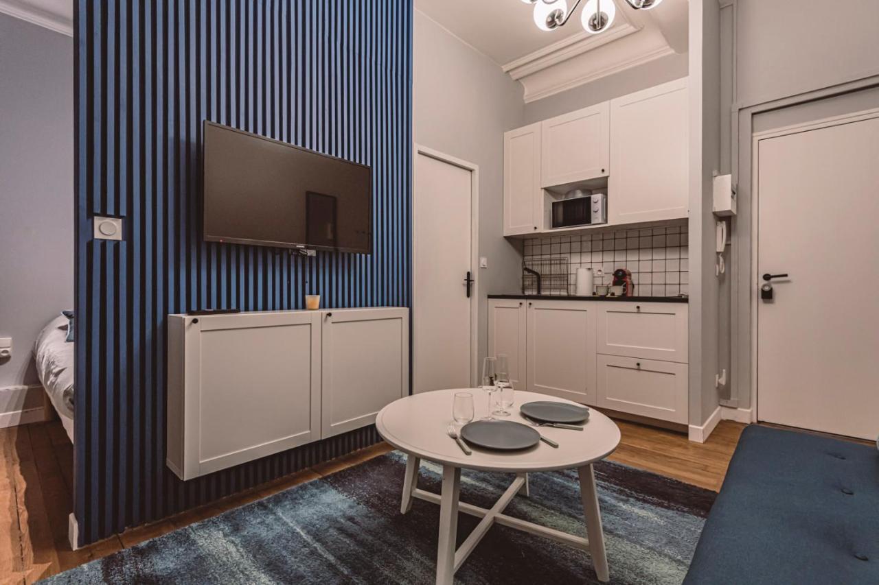 Ferienwohnung Le Mediterraneen, Face A La Cathedrale - 2D Reims Exterior foto