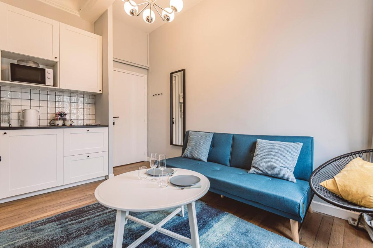 Ferienwohnung Le Mediterraneen, Face A La Cathedrale - 2D Reims Exterior foto