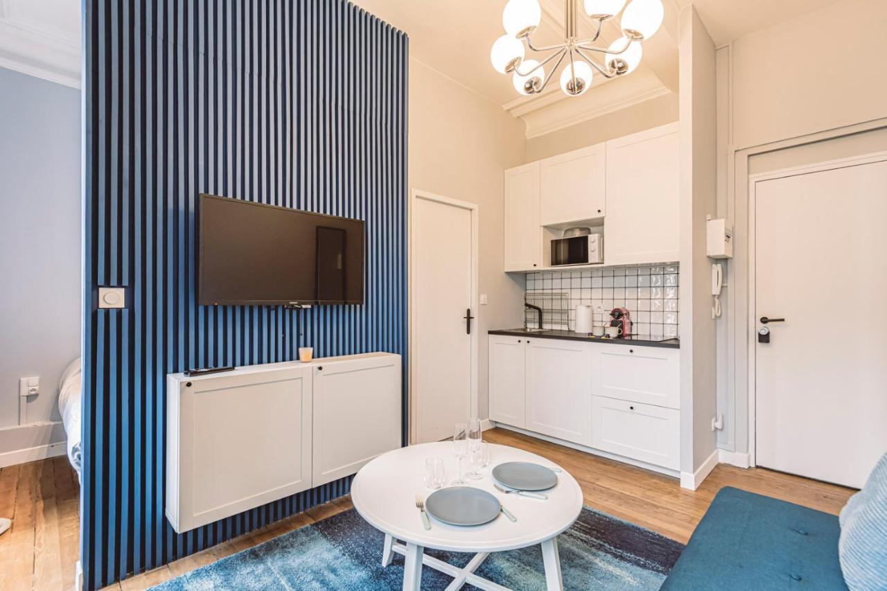 Ferienwohnung Le Mediterraneen, Face A La Cathedrale - 2D Reims Exterior foto